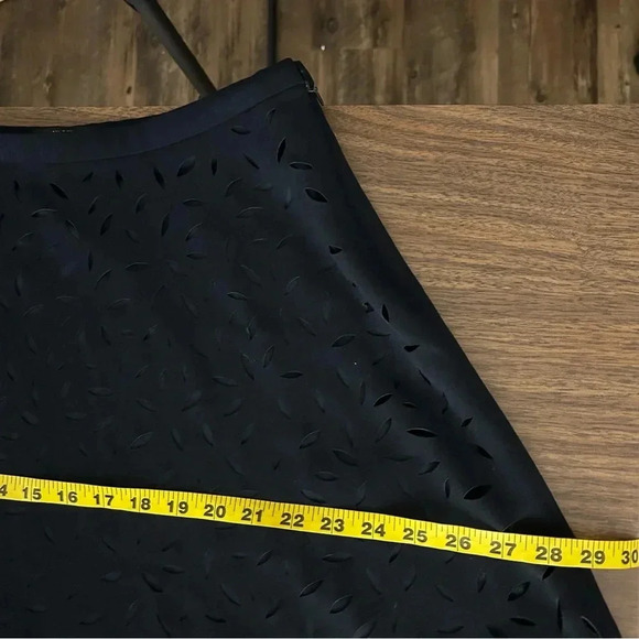 Banana Republic Black Laser Cut Skirt - Picture 7 of 8
